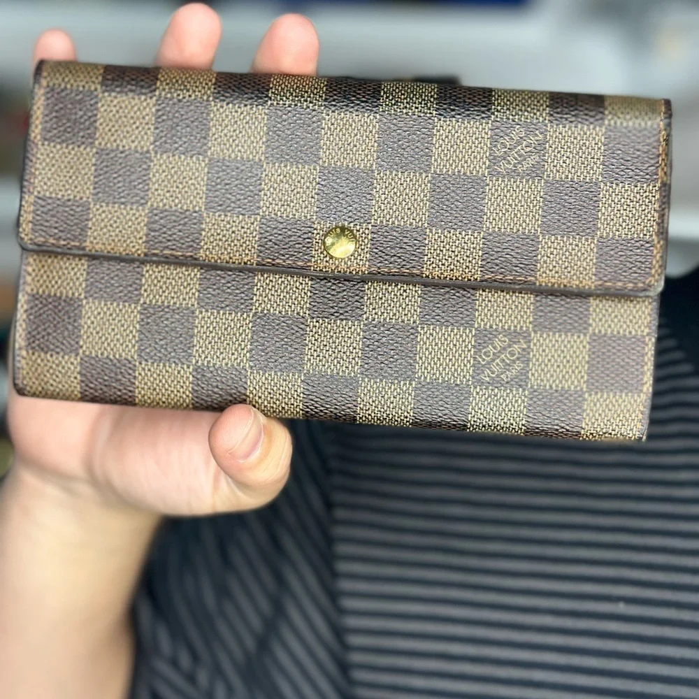 LV DAMIER WALLET
